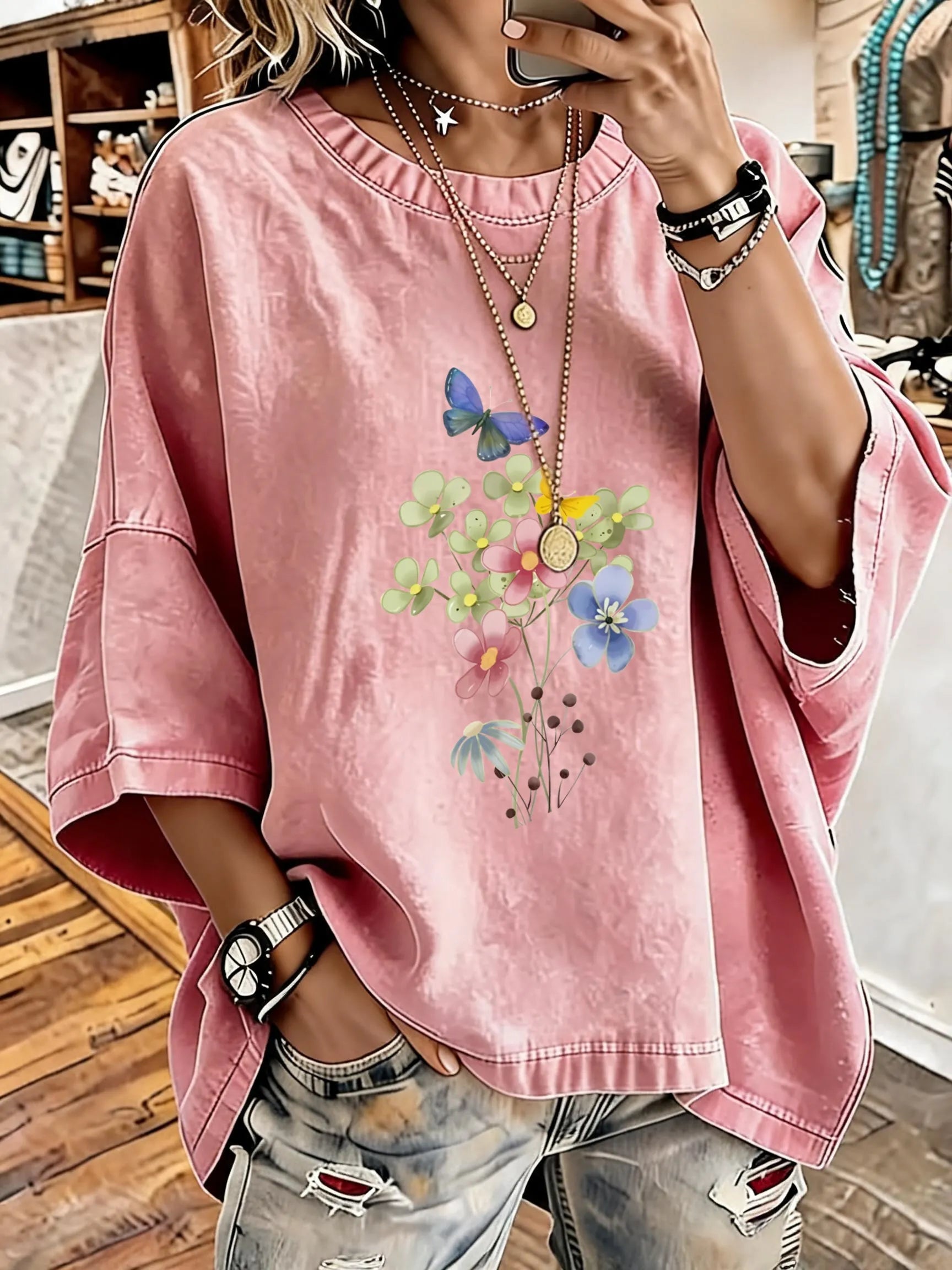 Women'S Vintage Distressed Washed Bouquet Print Oversized T-Shirt