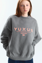 DIM "GRAYSCALE" CREWNECK