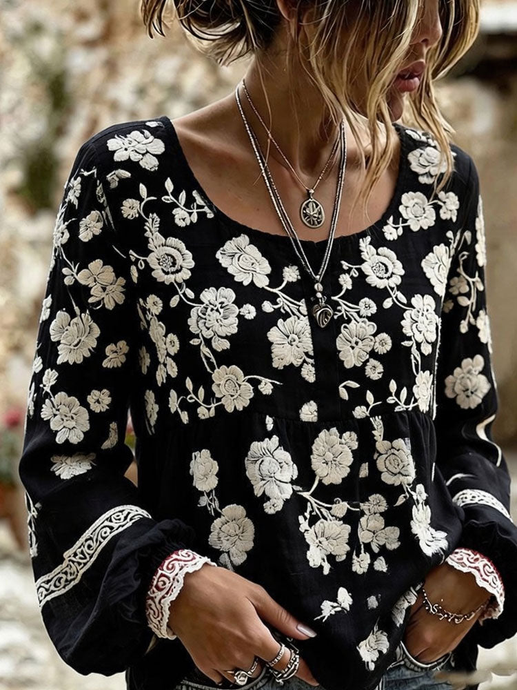 Women's Retro Bohemian Style Plant Embroidered Printed T-shirt