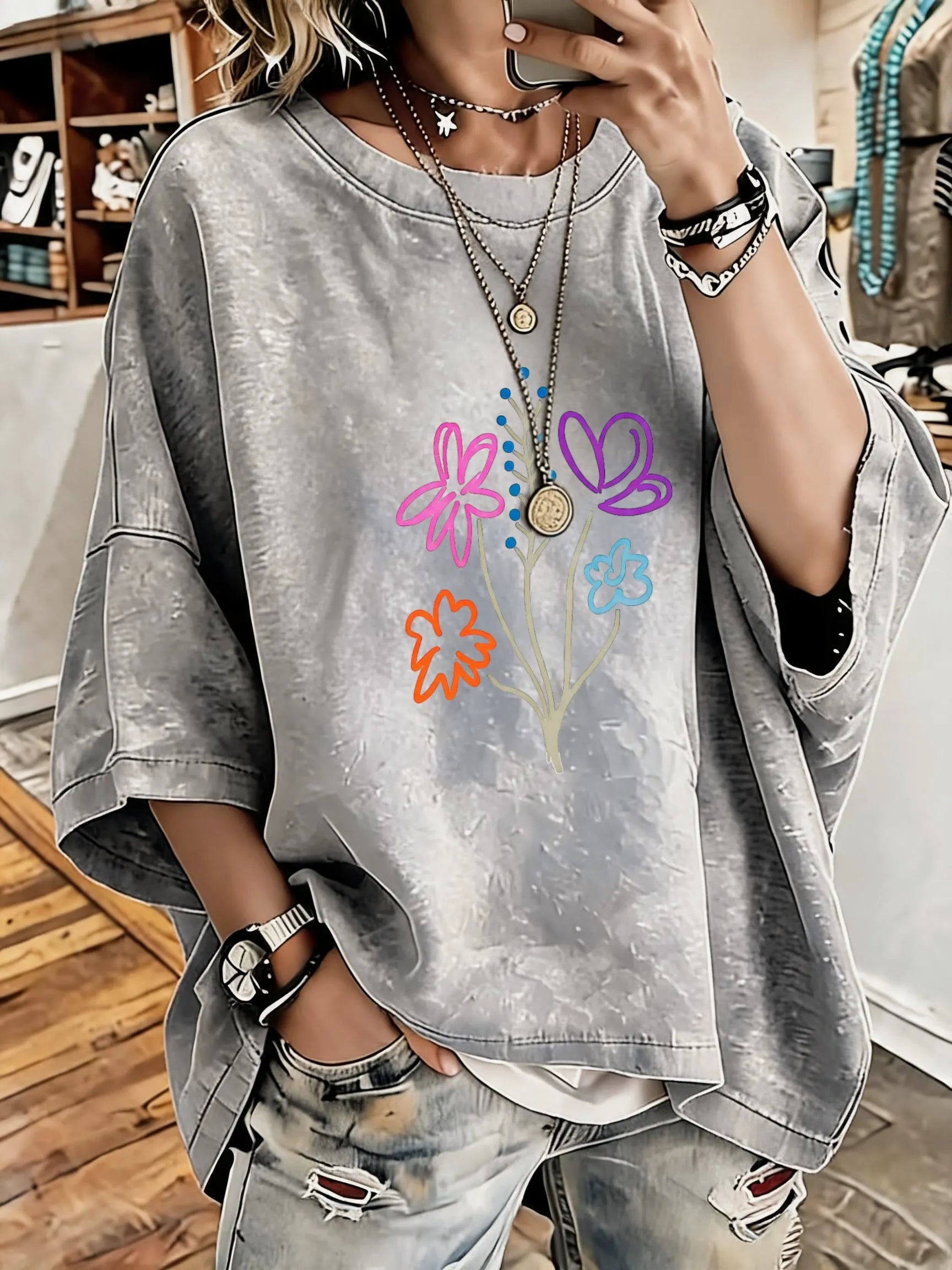 Women'S Vintage Distressed Washed Bouquet Printed Oversized T-Shirt