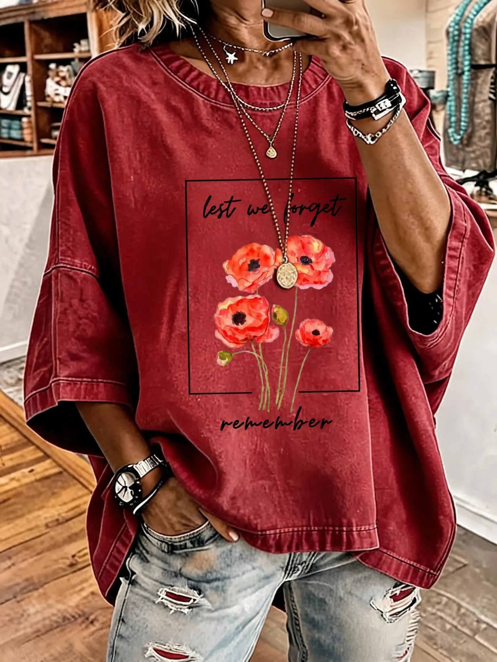 Women'S Vintage Distressed Washed Remembrance Day Oversized T-Shirt