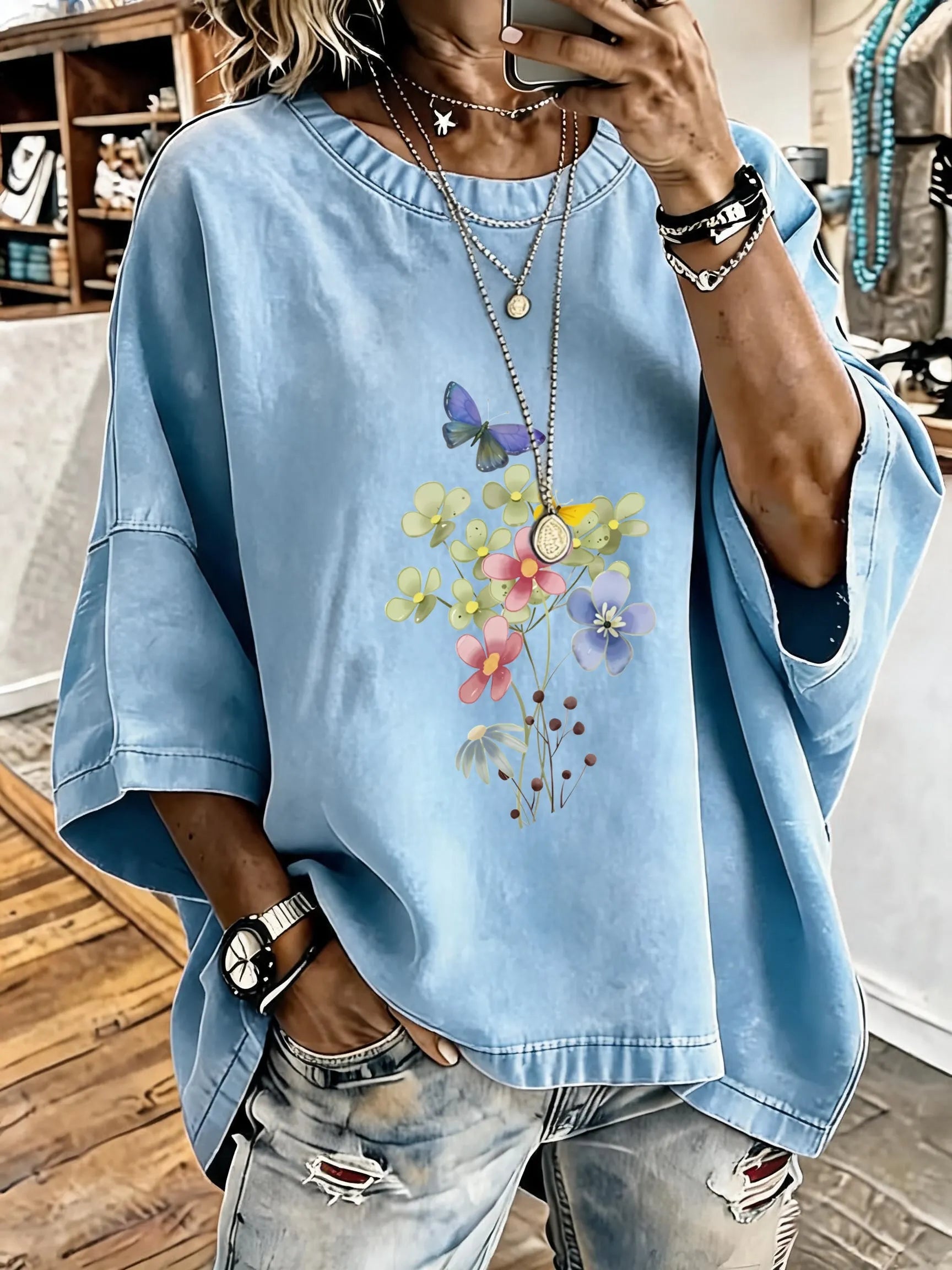 Women'S Vintage Distressed Washed Bouquet Print Oversized T-Shirt