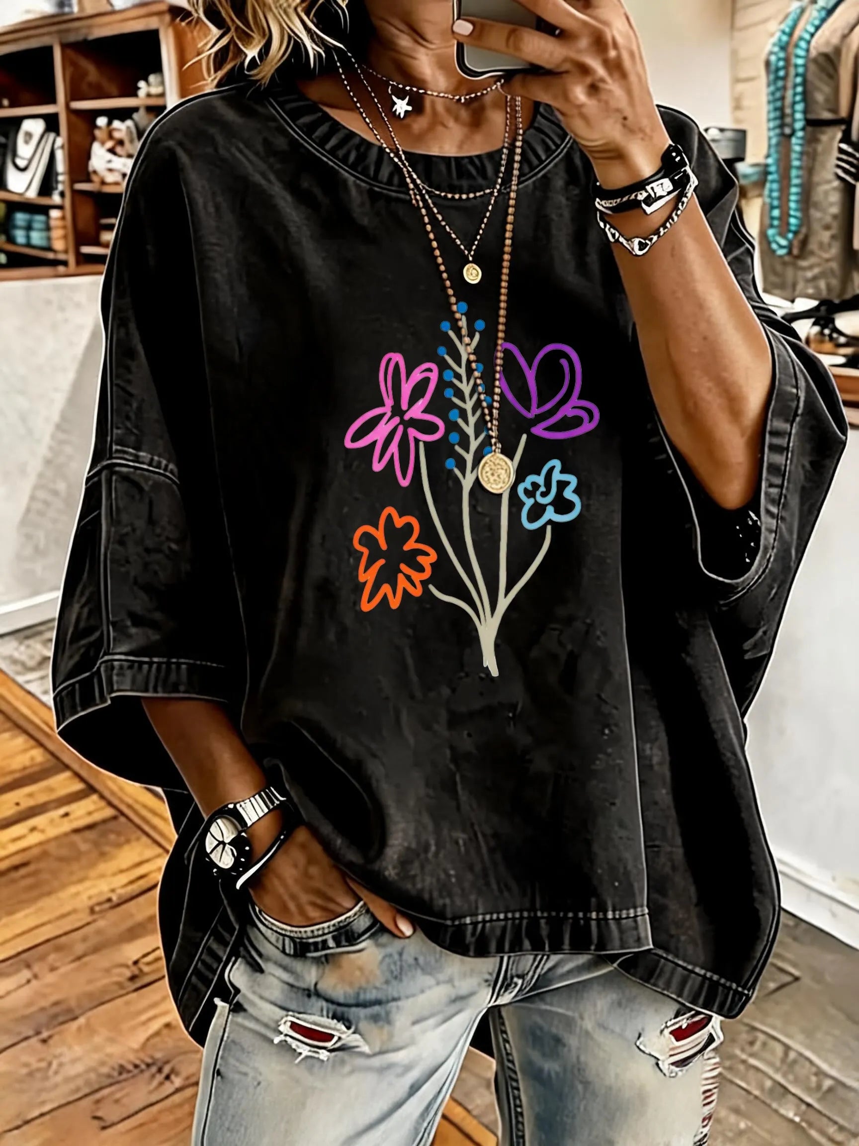Women'S Vintage Distressed Washed Bouquet Printed Oversized T-Shirt