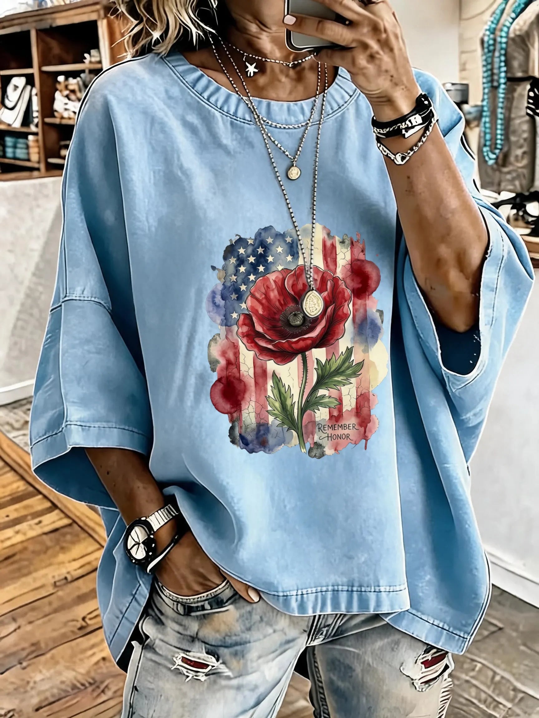 Women'S Vintage Distressed Washed Remember And Honor Poppy Oversized T-Shirt
