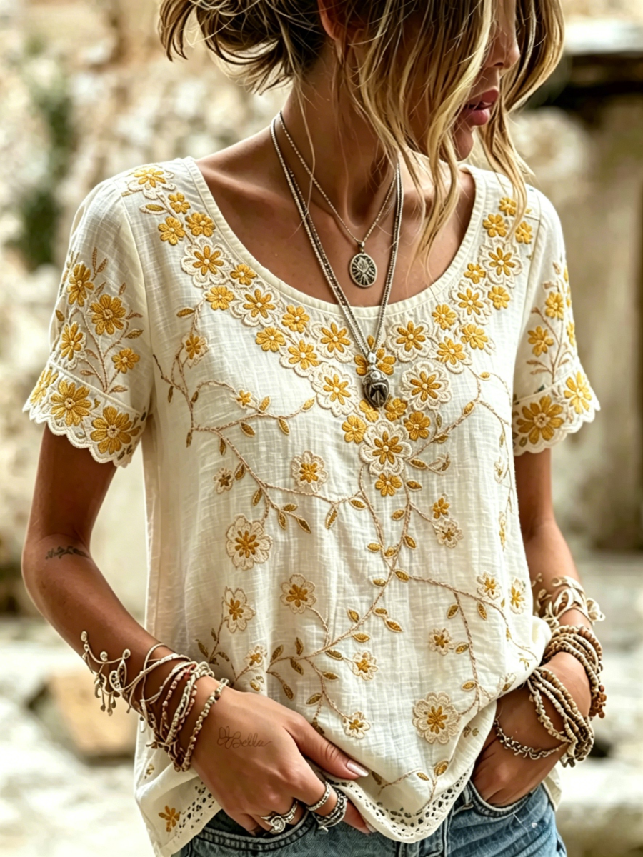 Women's Retro Floral Pattern Casual T-shirt