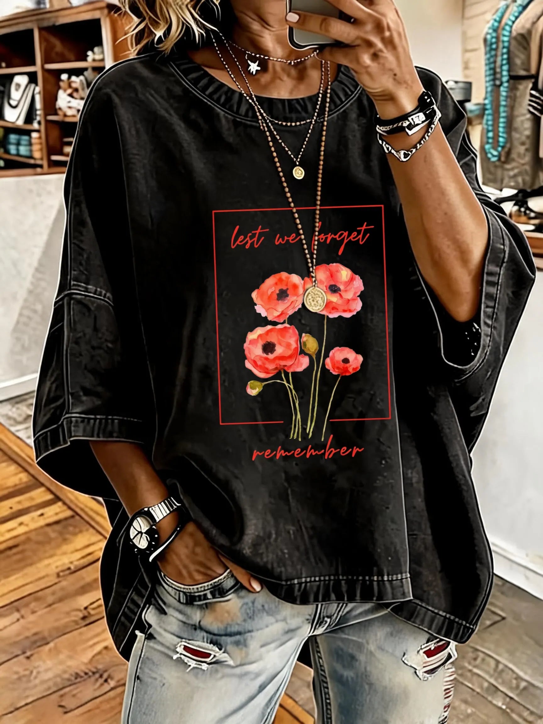 Women'S Vintage Distressed Washed Remembrance Day Oversized T-Shirt