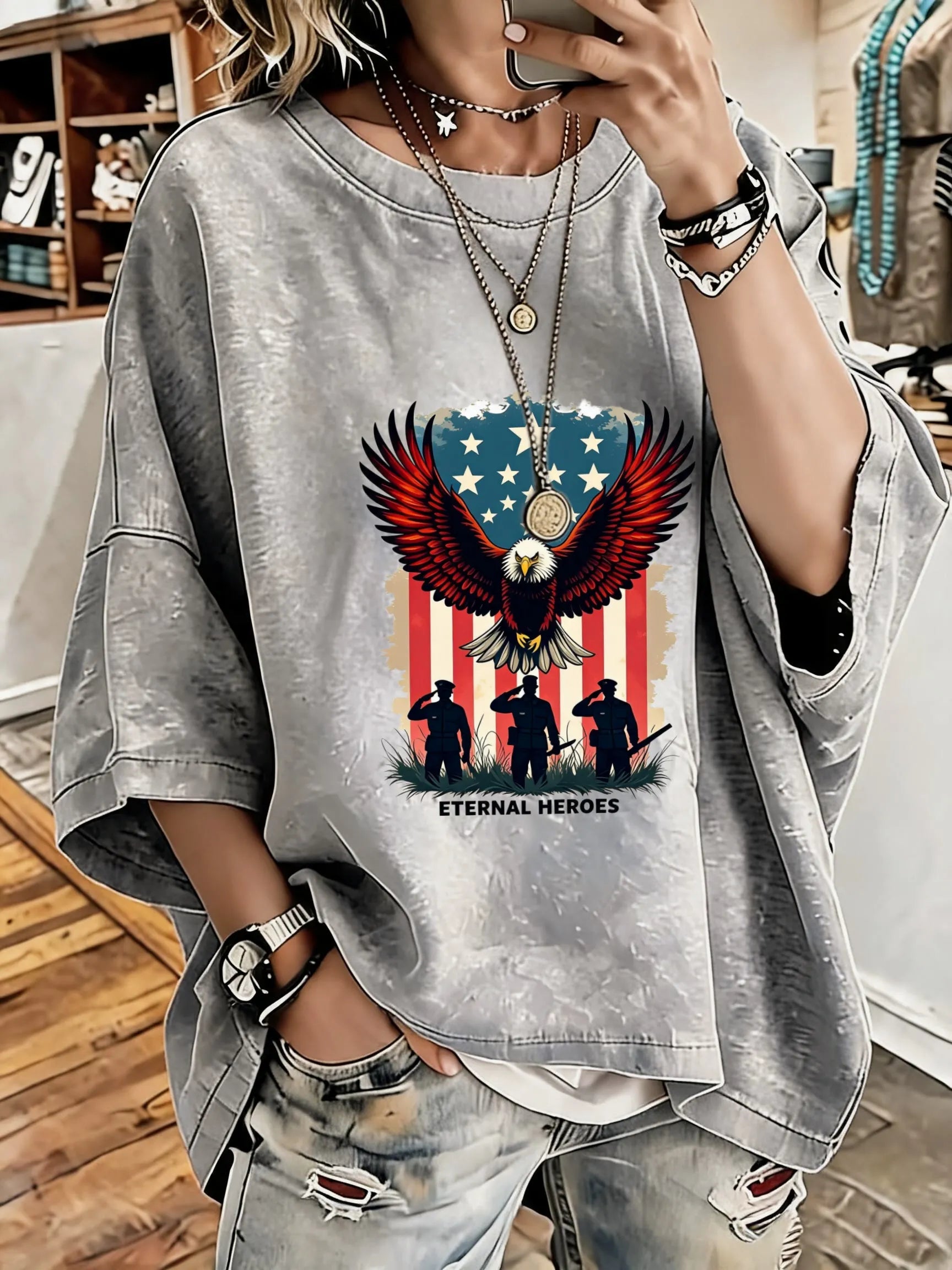 Women'S Vintage Distressed Washed Patriotic Eagle Eternal Heroes Oversized T-Shirt