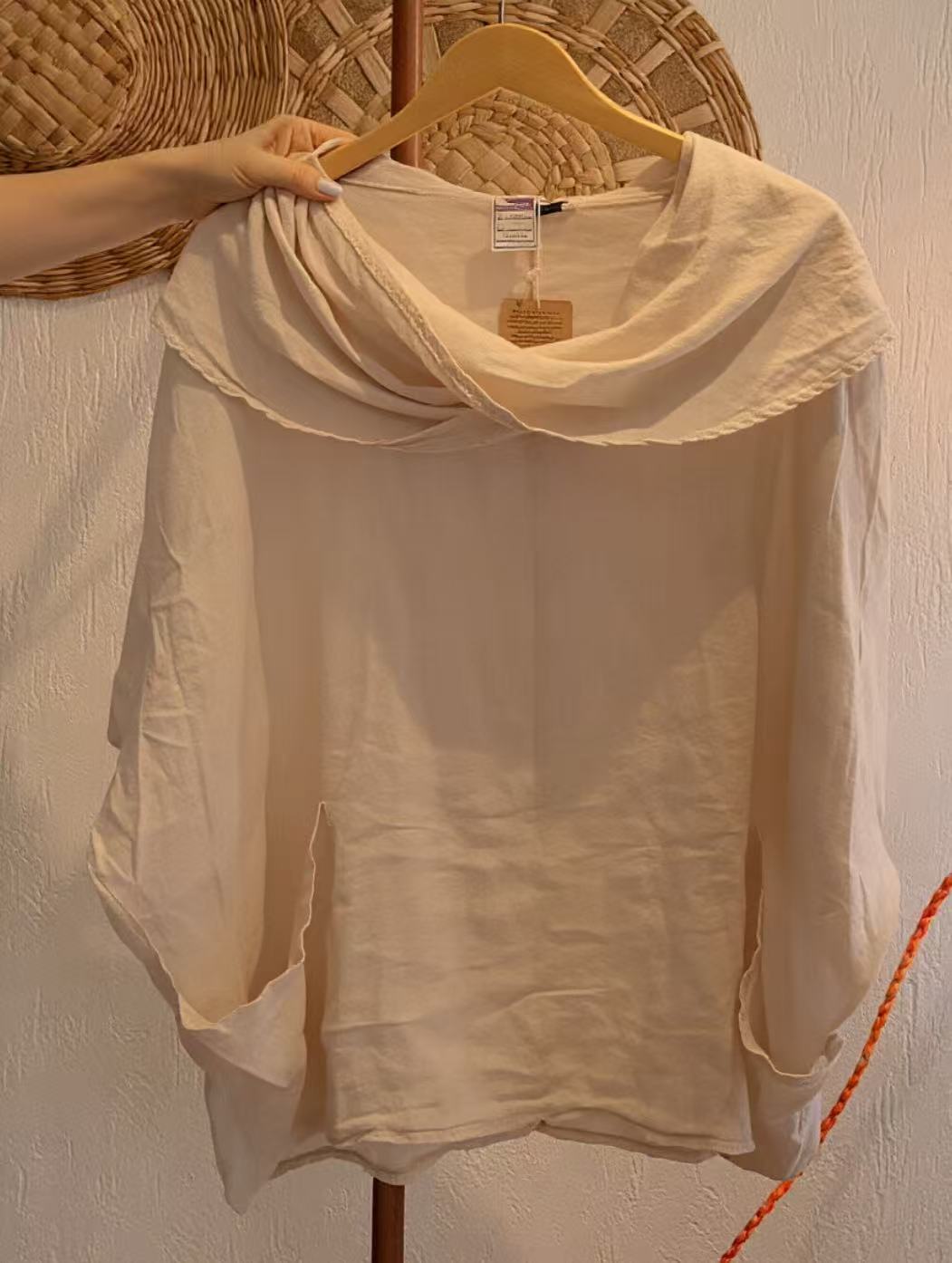 Women's Solid Color Draped Neck 3/4 Sleeve Comfortable Casual Linen Pocket Top