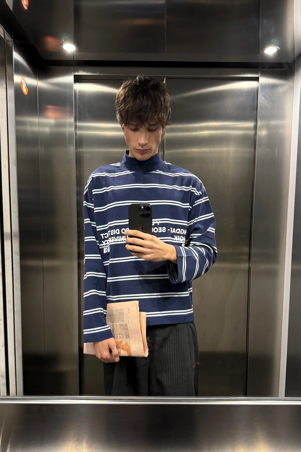 CRATER "HONGDAE" LONGSLEEVE