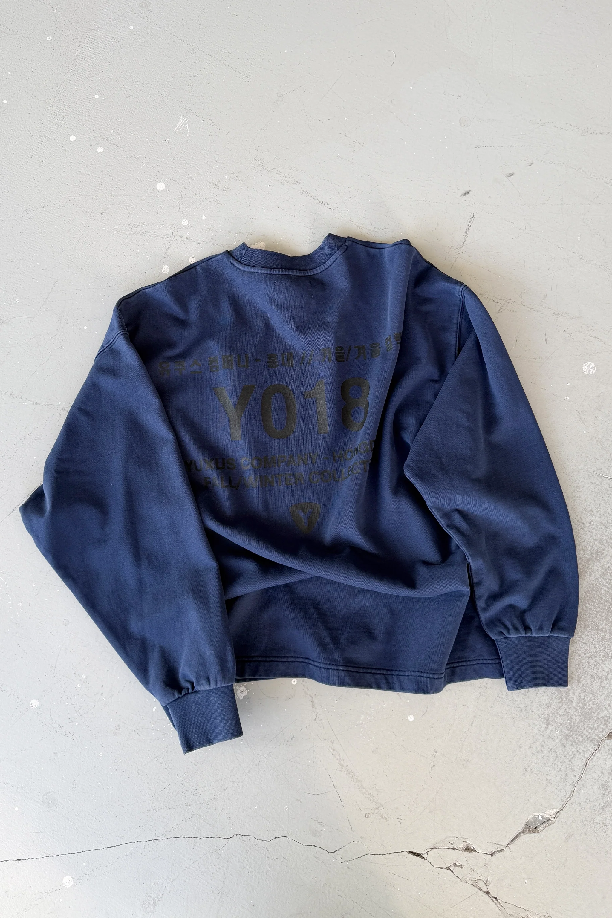 STEALTH "HONGDAE" CREWNECK