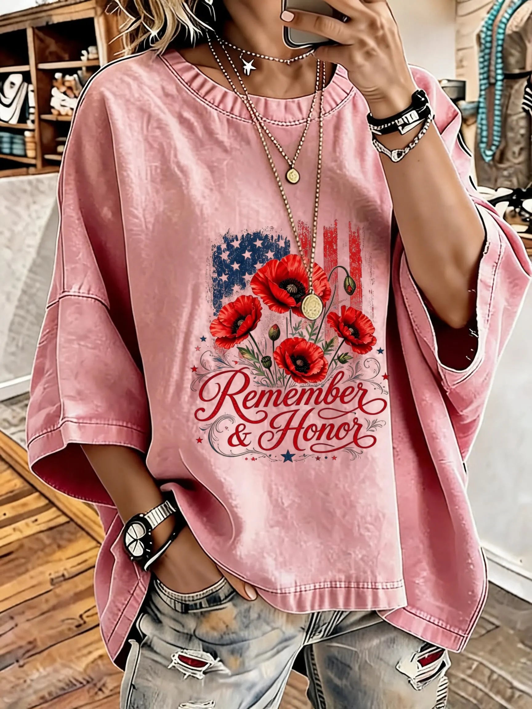 Women'S Vintage Distressed Washed Remember And Honor Oversized T-Shirt